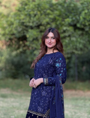 Royal Cobalt: Velvet-Trimmed Embroidered Ensemble
